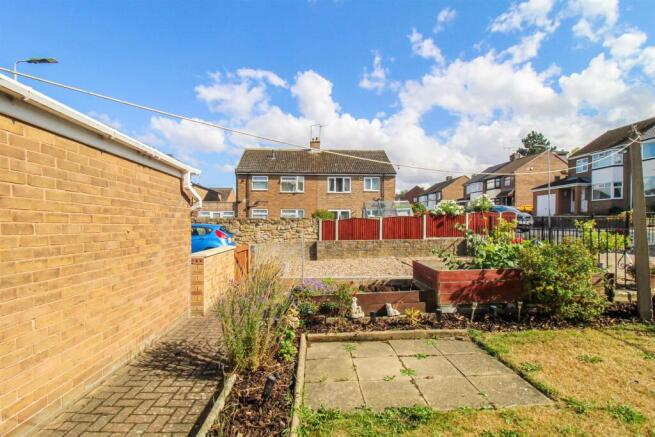 3 bed Semi-Detached for sale Image 10