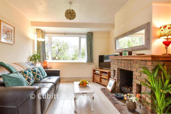 Mackie Avenue, Patcham, East Sussex photo 4