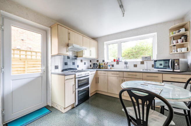 1300064-13-683884...