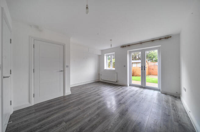 1396820-8-695fa4b...