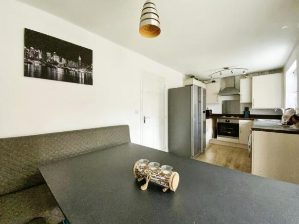 3 bed Detached for sale Image 4