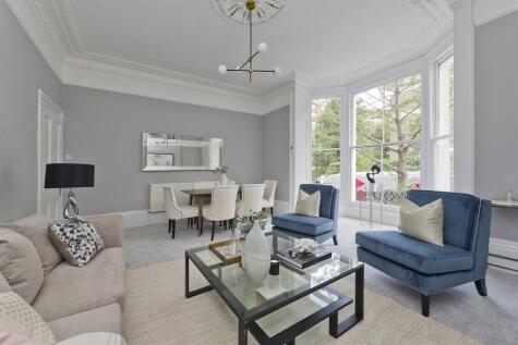 2 Upper Addison Gardens, London, W14
