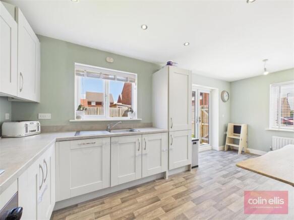 3 bed End of Terrace for sale Image 4