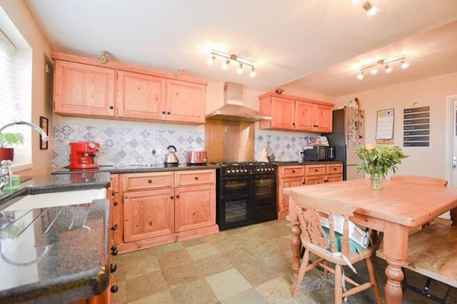 Kitchen diner