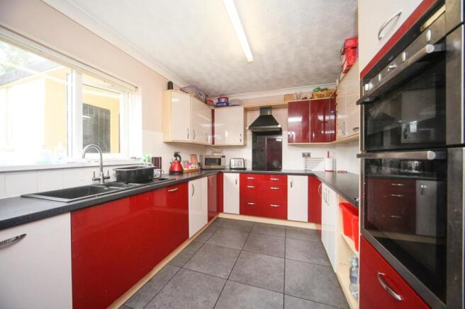 Fitted Kitchen