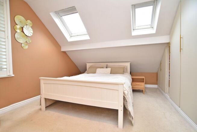 3 bed House for sale Image 8
