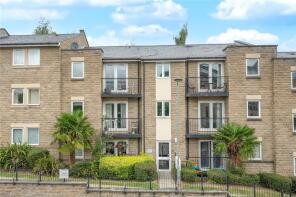 10, Murray Court, Cornmill View, Horsforth, Leeds LS18 5NG