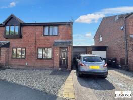 11, Chestnut Drive, Cullompton EX15 2SJ