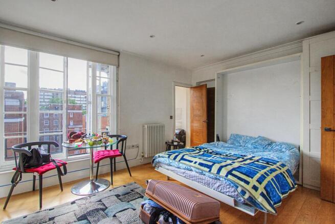 Flat 96 Forset Court, Edgware Road, Paddington, London, W2 2RF