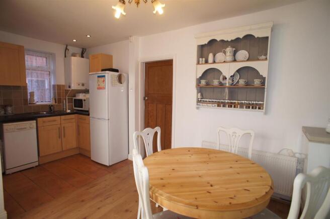 Kitchen/Dining