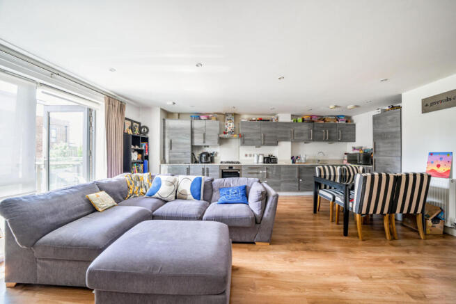 1314183-11-686d0e...