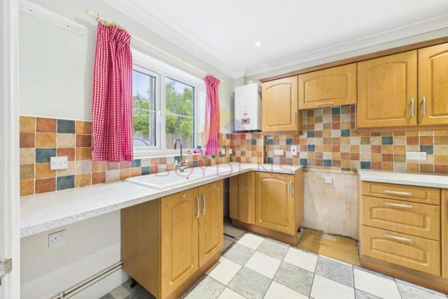 Walmer Close, Brightlingsea photo 2