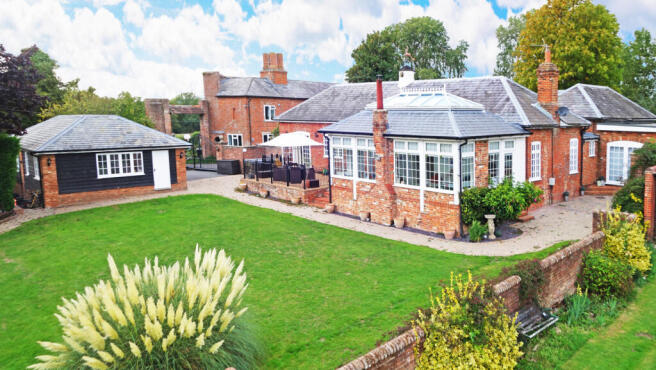 Former Royal Carriage House in tucked away rural