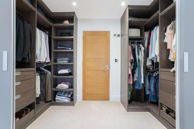 8462080-interior02-800.jpg