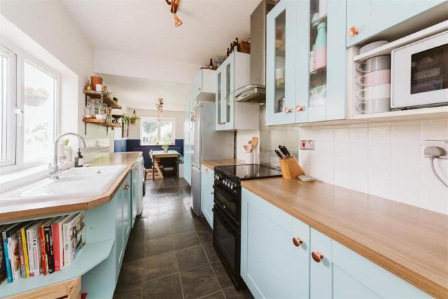 Kitchen/Breakfast Room
