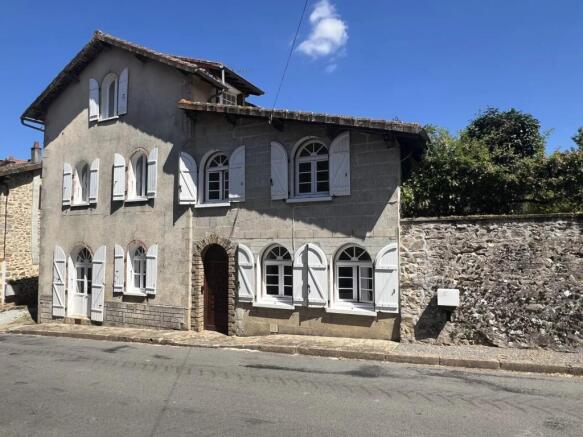 Photo 3