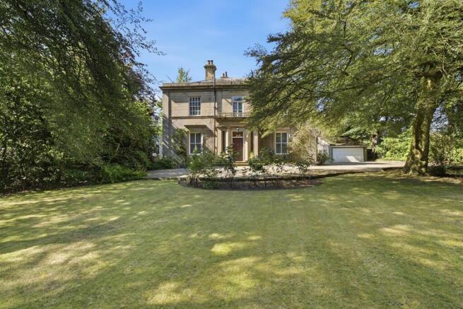 Bawson Cliffe, 241 Cliffe Lane, Gomersal, Cleckhea