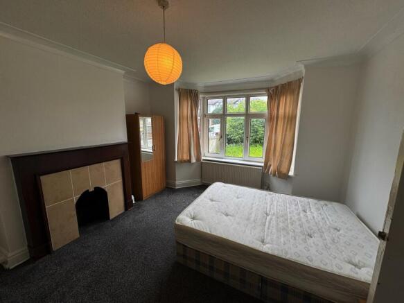3 bed House to rent Image 5