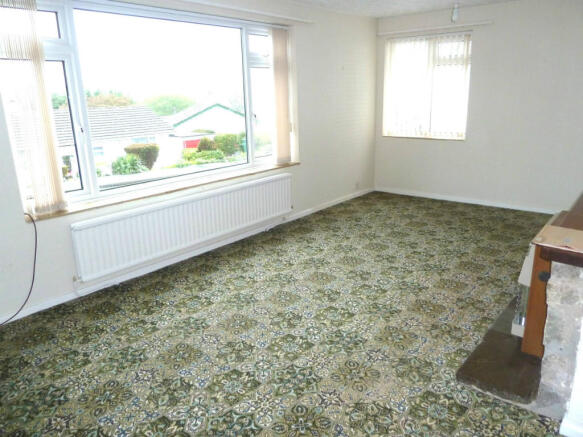 Lounge/dining room