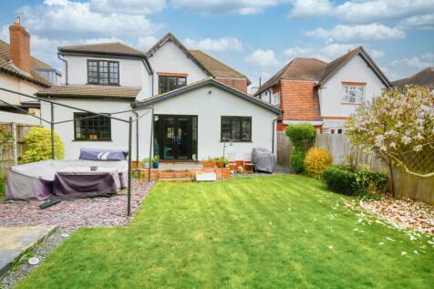 Vicarage Road, Hampton Wick, KT1