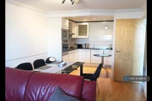 100, Greenfell Mansions, Glaisher Street, London SE8 3EX