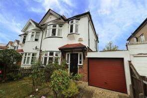 32, The Fairway, Ruislip HA4 0RY