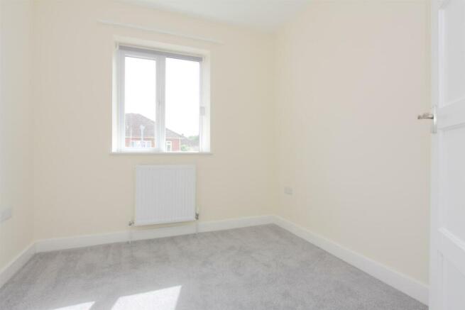 8 kent road ph14.JPG