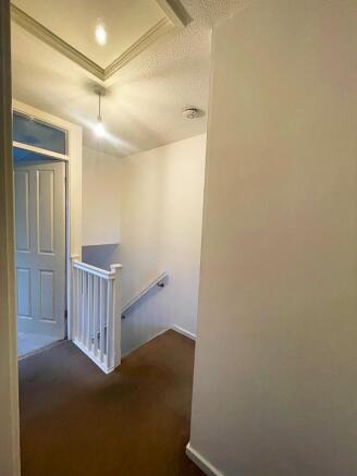 3 bed House to rent Image 7