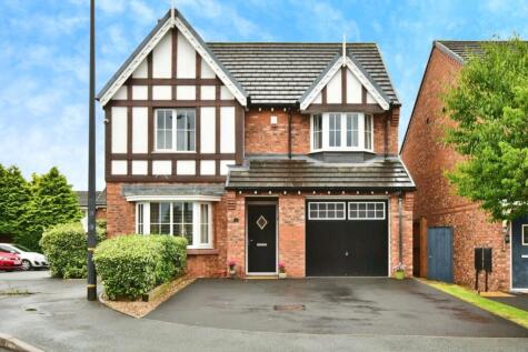 Aylesbury Close, Altrincham, WA14