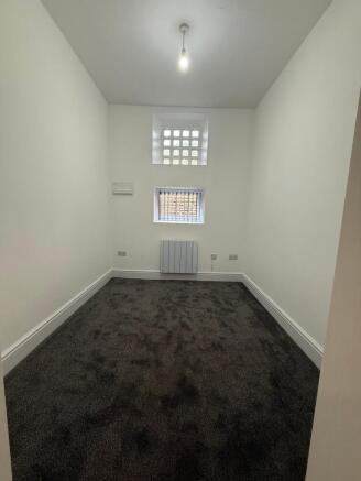 1 bed Apartment to rent Image 7