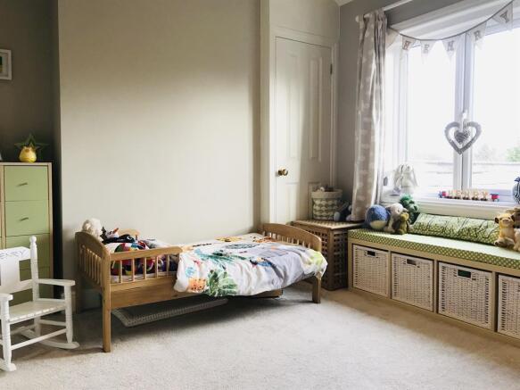 BEDROOM 2