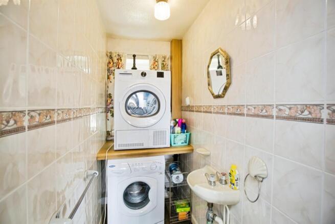 3 bed Detached Bungalow for sale Image 11