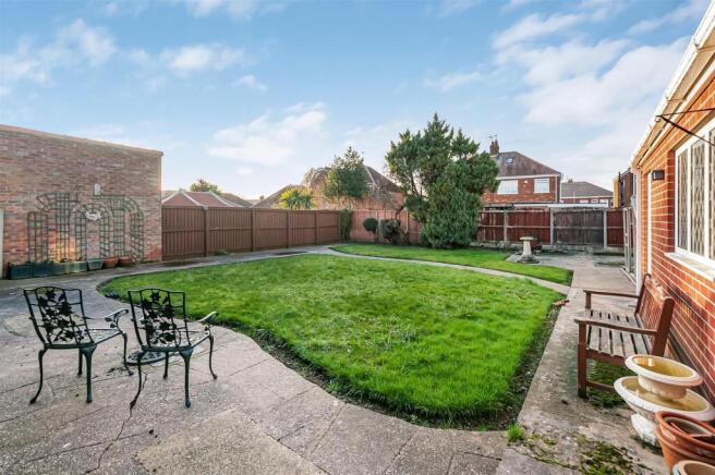 21 Riversdale Drive3.jpg