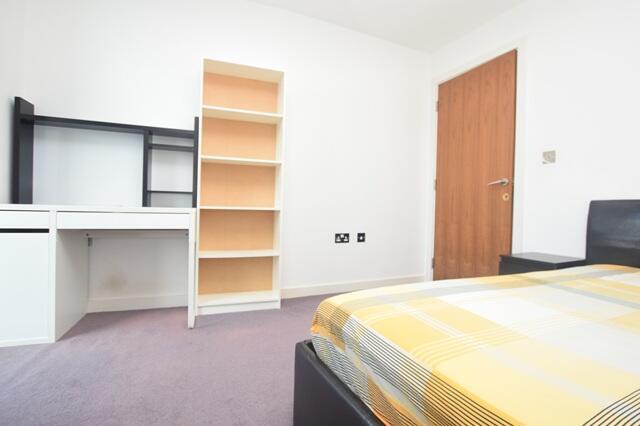 2 bed Apartment to rent Image 10