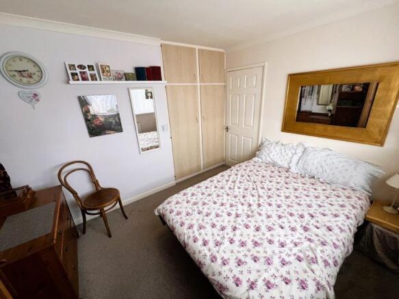 bed 2 a.jpg