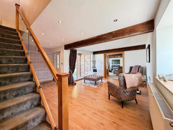 4 bed Barn Conversion for sale Image 6