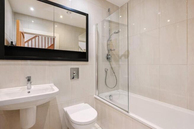 4 bed Town House for sale Image 11