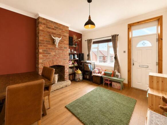 3 bed Terraced for sale Image 3