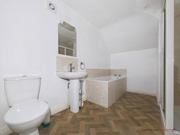 1 bed Flat for sale Image 10
