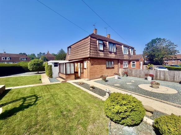 2-bed semi-detached on Coronation Road, Wroughton, £250,000
