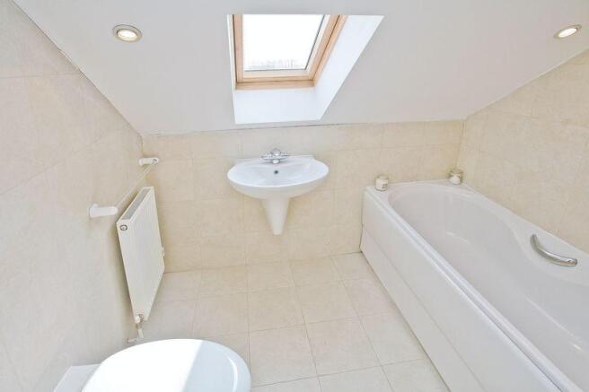 2nd Floor Bath...