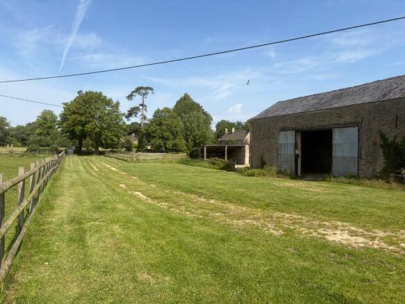 Horcott, Fairford, Gloucestershire, GL7 photo 4