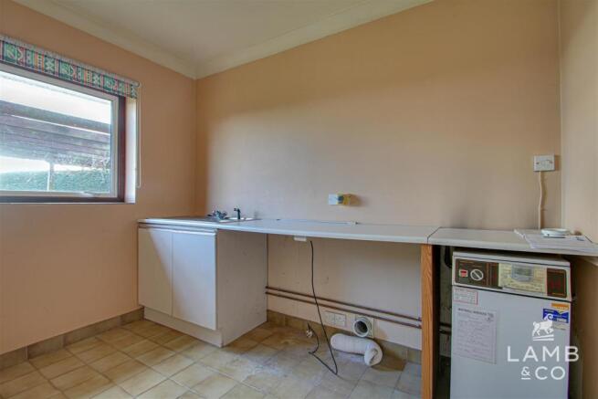 UTILITY ROOM