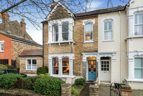 Lower Park Road, Loughton, Essex, IG10