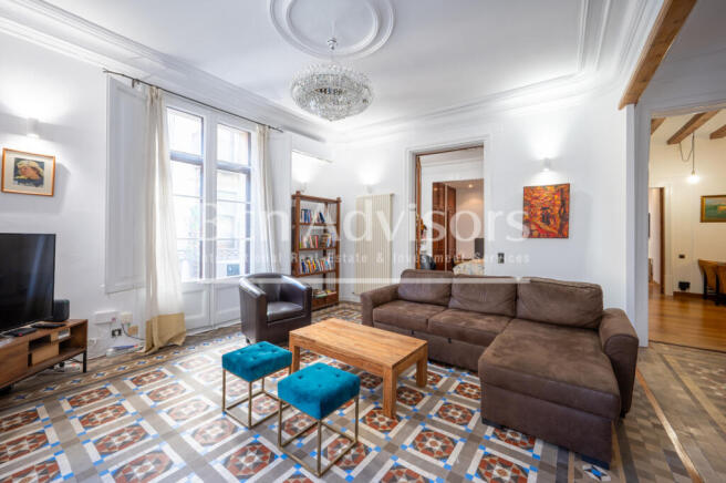amplia-vivienda-con-caracter-historico-en-el-co...