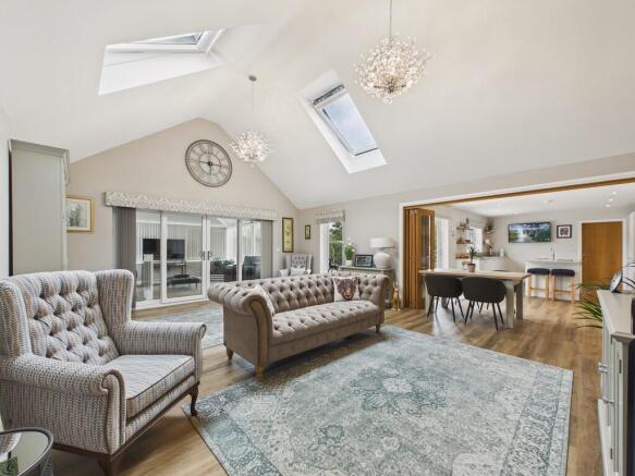 CAM04092G0-PR0120...