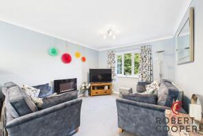 18, Pages Lane, Uxbridge UB8 1XT