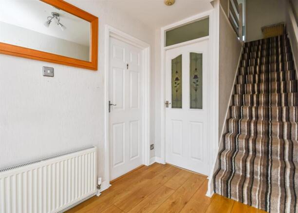 The Warings, Wombourne, Wolverhampton photo 4