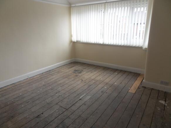 BEDROOM 1(2)