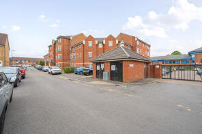 62, Watling Gardens, Dunstable LU6 3FD